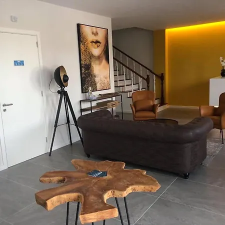 Cfs Azores 住宿加早餐酒店