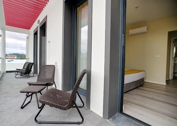 Cfs Azores Alojamento de Acomodação e Pequeno-almoço 4*